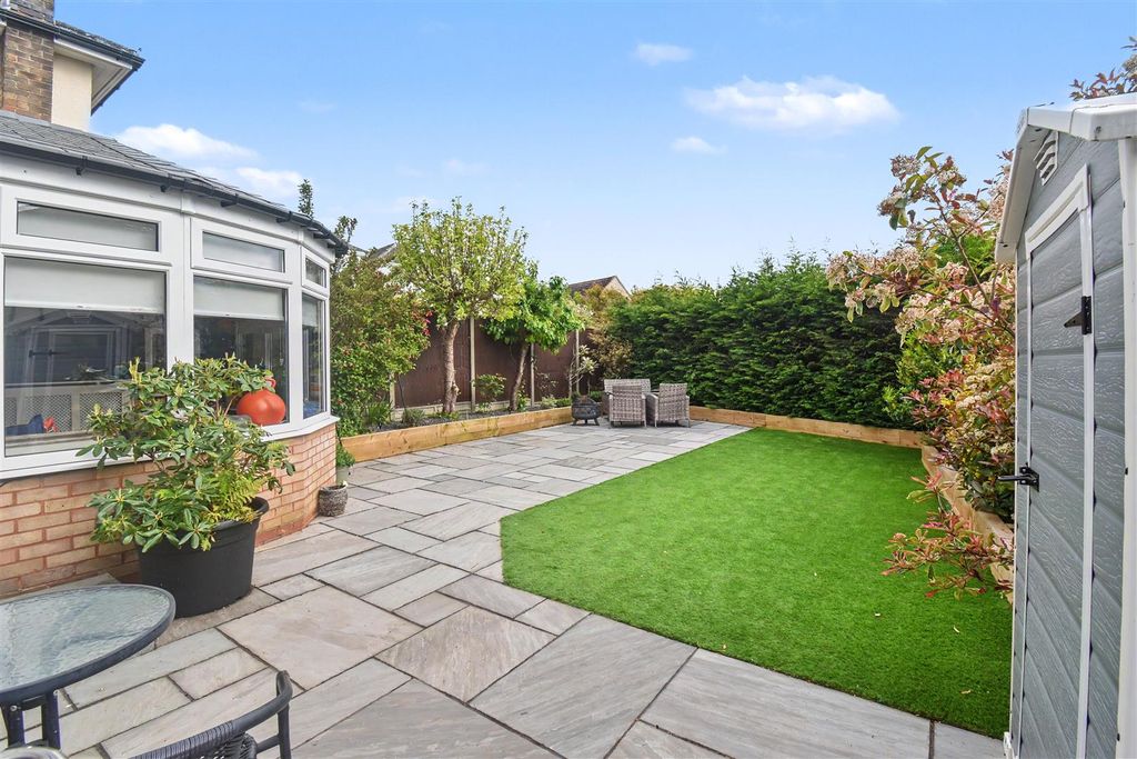 Additional image 25 of 4 bed detached house for saleStonepit Drive, Cottingham, Market Harborough LE16