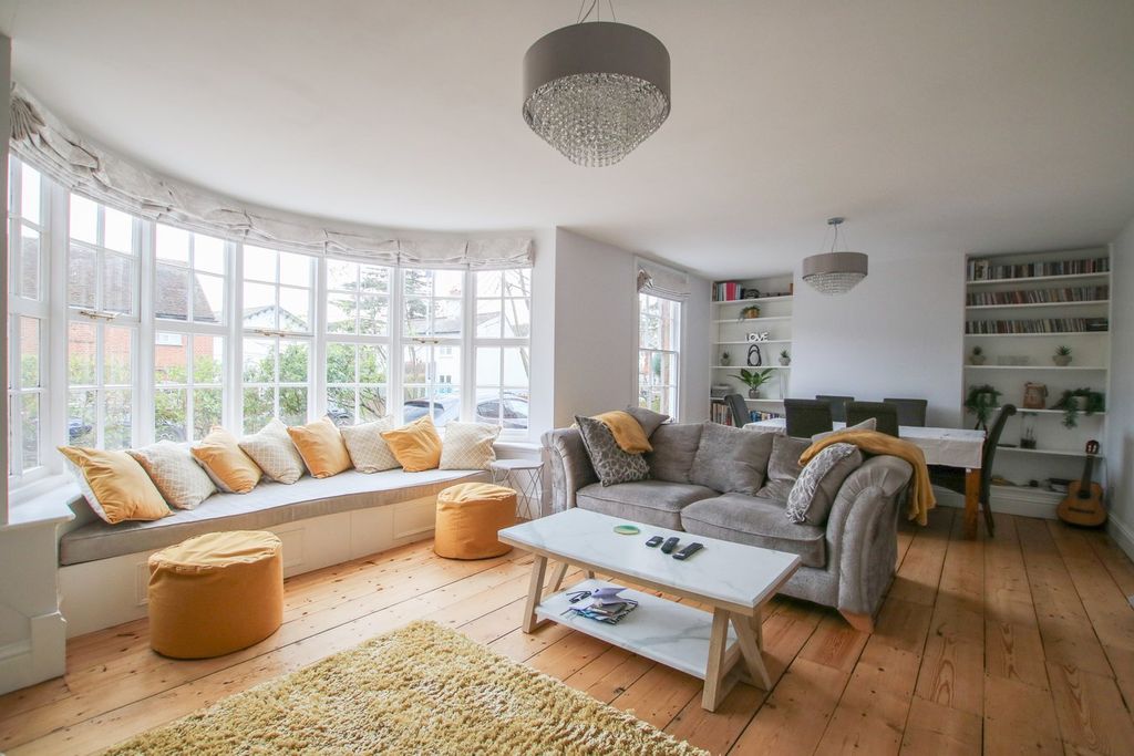 Additional image 9 of 5 bed detached house for saleMilton Road, Wokingham RG40