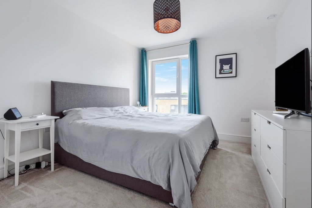 Additional image 6 of 2 bed flat for saleRiverside Quay, Thomas Blake Avenue, Southampton SO14