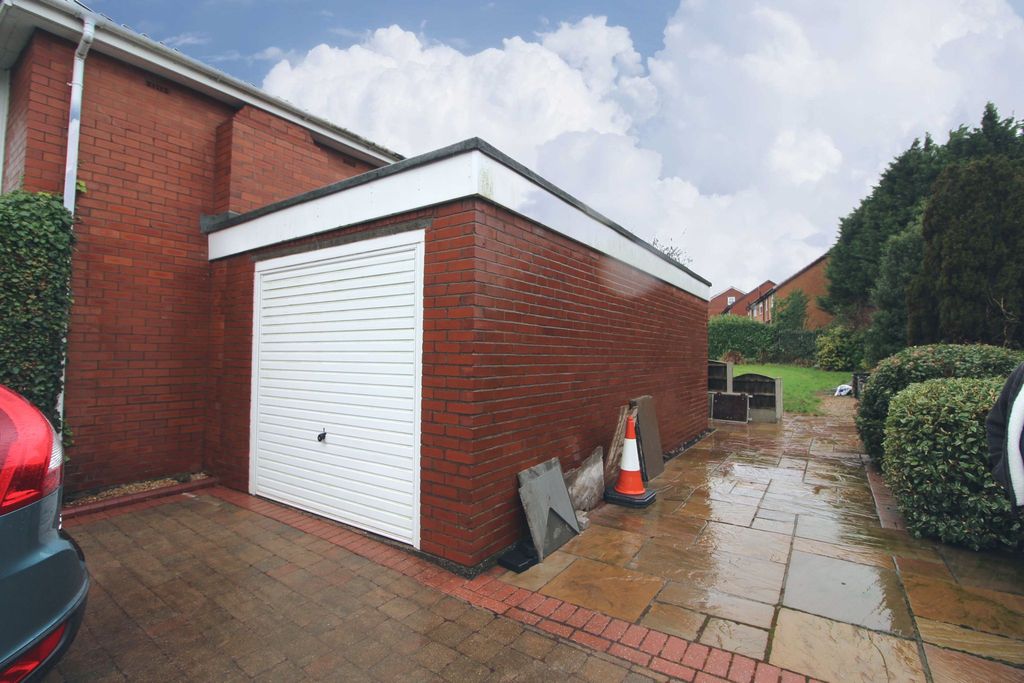 Additional image 2 of 2 bed bungalow for saleNorley Hall Avenue, Pemberton, Wigan WN5