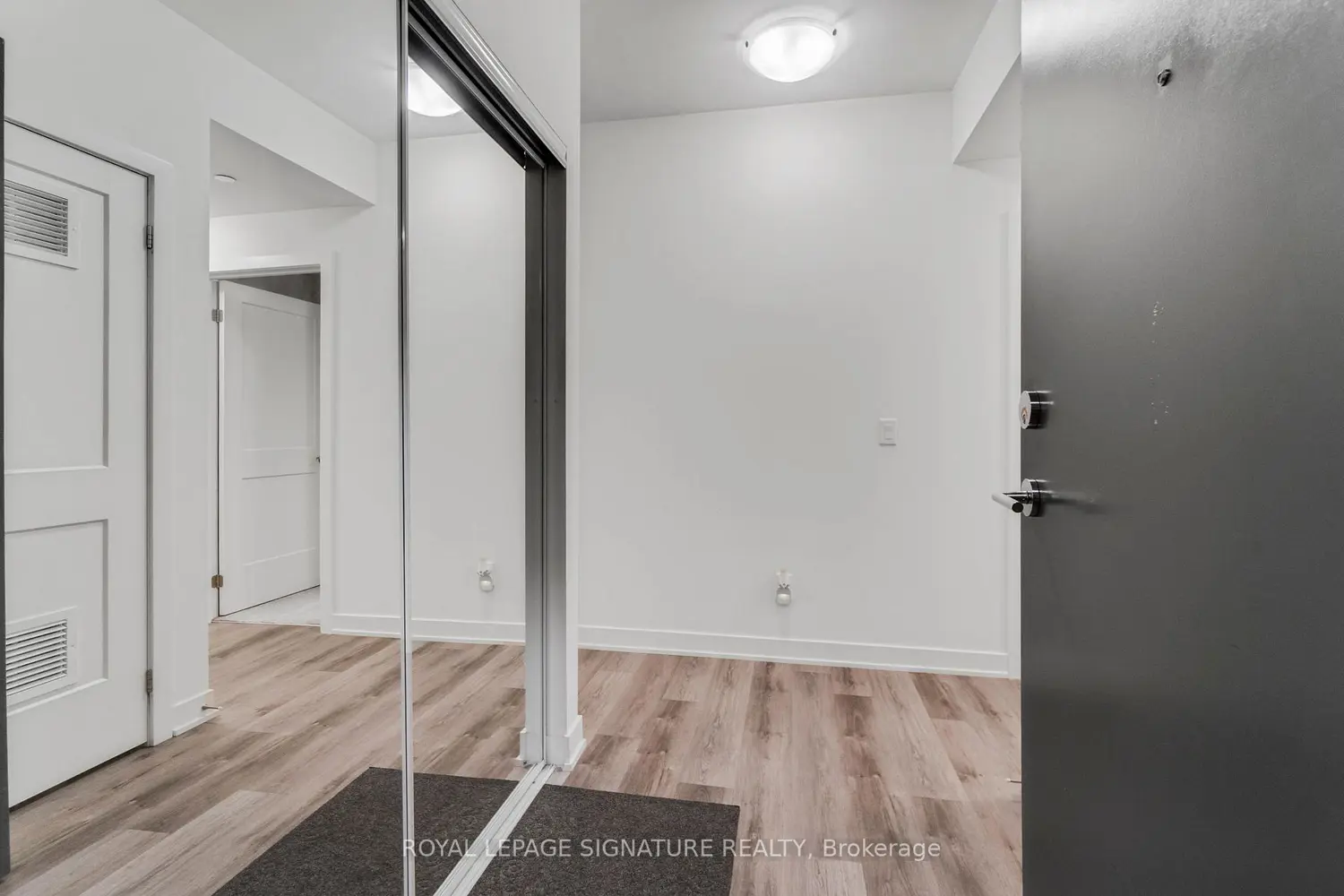 Additional image 5 of 110 Fergus Avenue 211