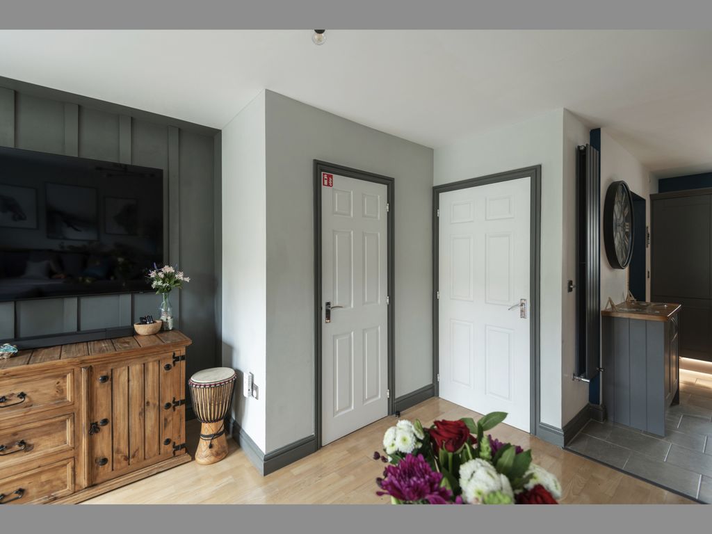 Additional image 8 of 3 bed terraced house for saleAshcombe Crescent, Witney OX28