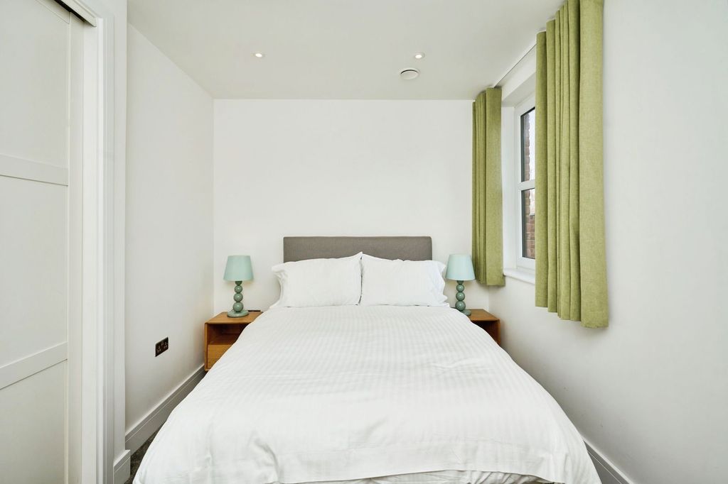 Additional image 10 of 4 bed detached house for saleBuckbury Lane, Newport, Isle Of Wight PO30