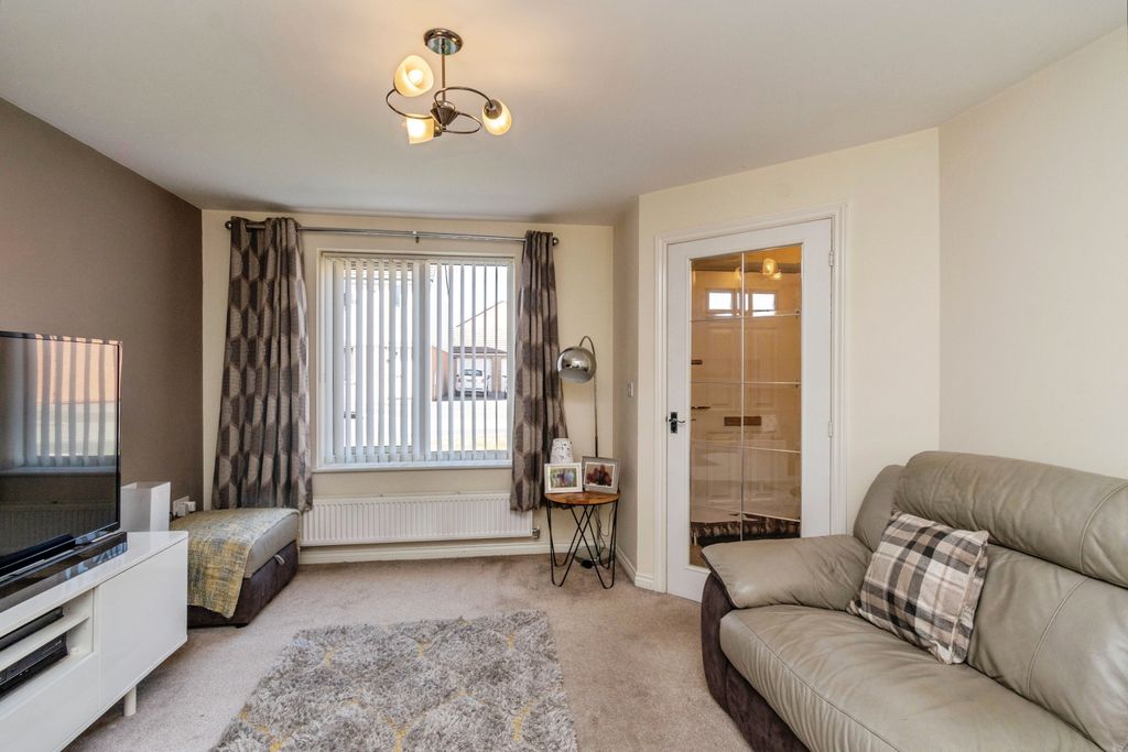 Additional image 3 of 3 bed detached house for saleLakelot Close, Willenhall WV12