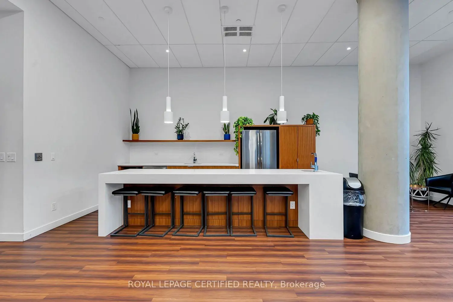 Additional image 16 of 160 Flemington Road 1409