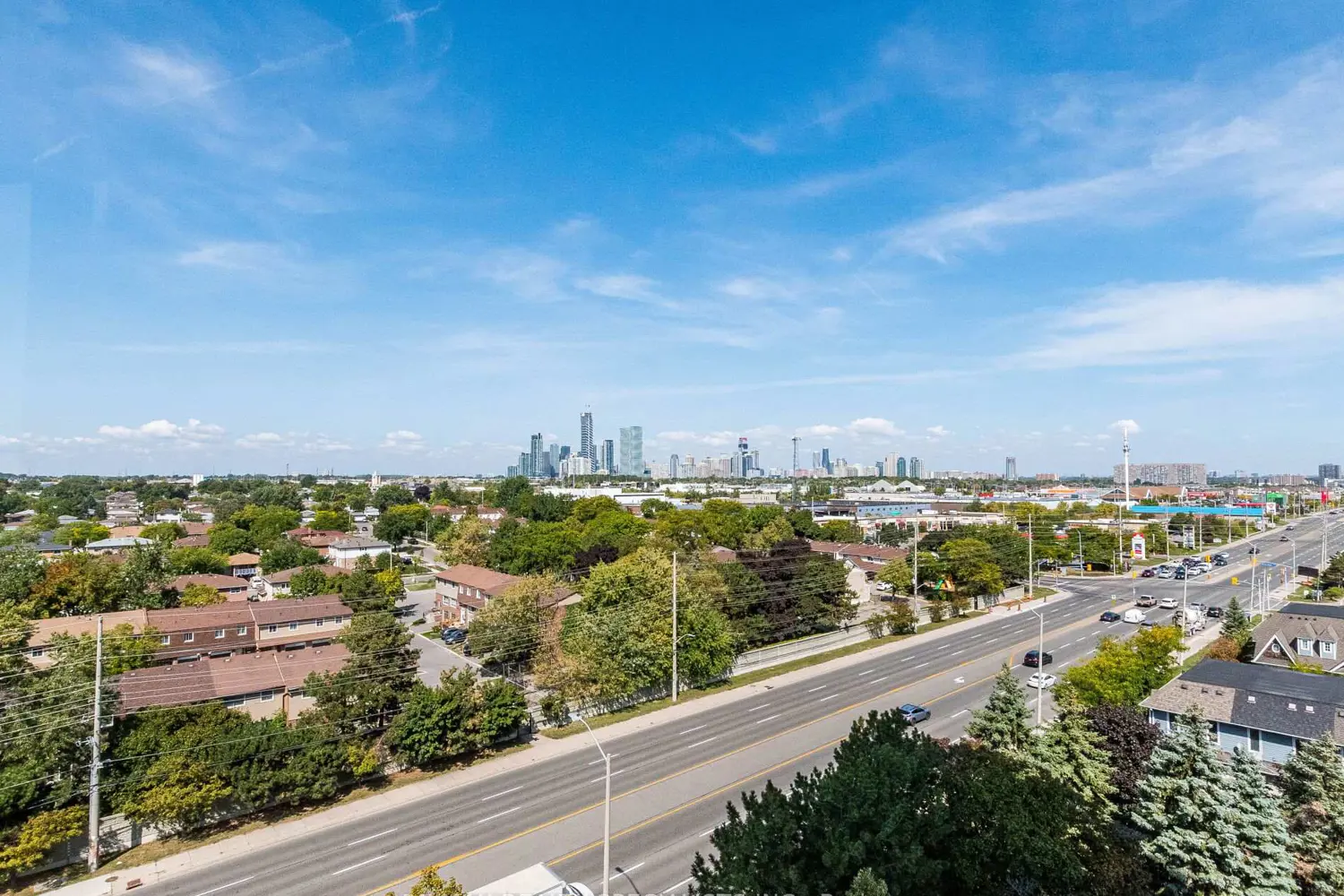 Additional image 11 of 880 Dundas Street 1002