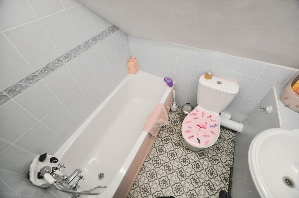 Additional image 15 of 3 bed property for saleBurts Hill, Wimborne BH21