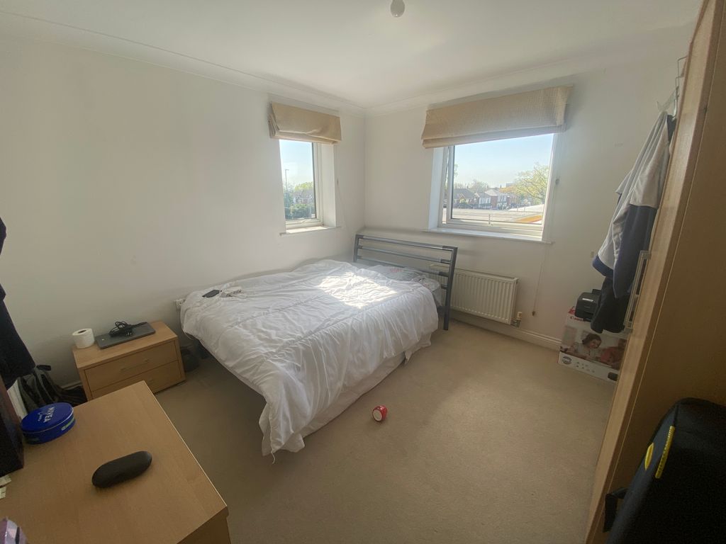 Additional image 6 of 2 bed flat for saleWinchester Road, Shirley, Southampton SO16