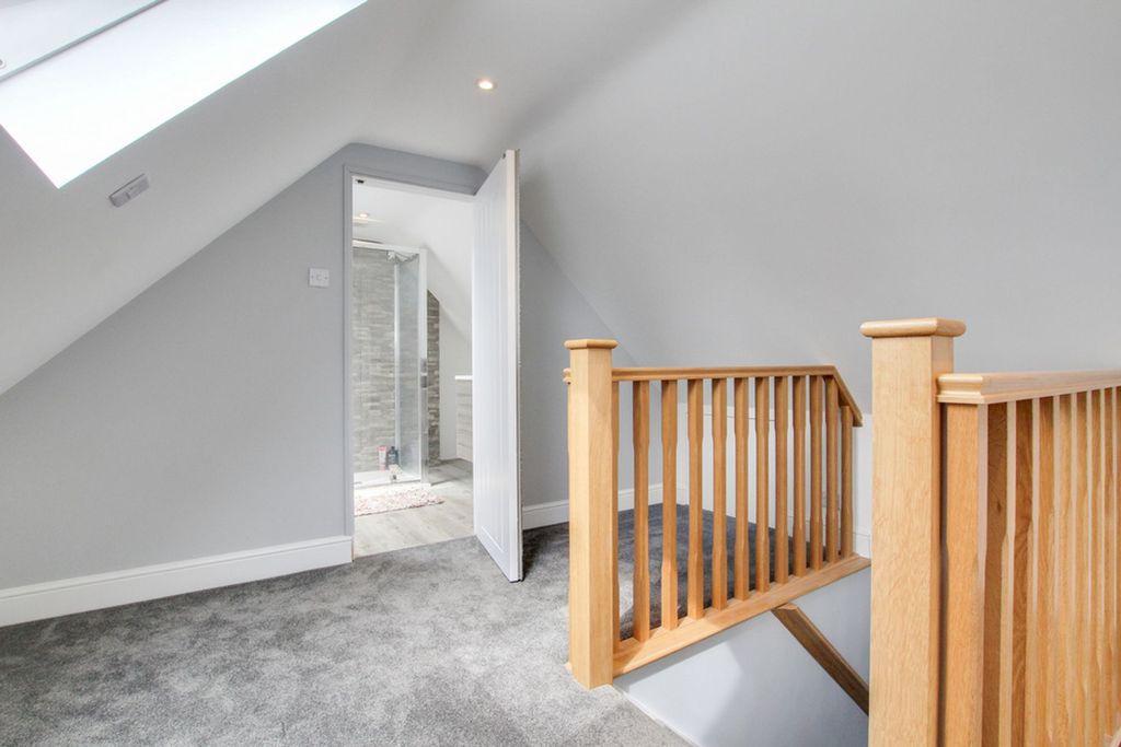 Additional image 21 of 5 bed detached house for saleSwan Lane, Wickford SS11