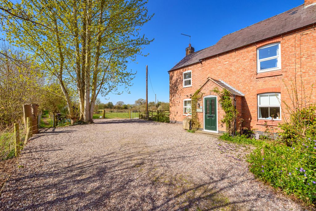 Additional image 2 of 4 bed detached house for saleAlkington, Whitchurch SY13