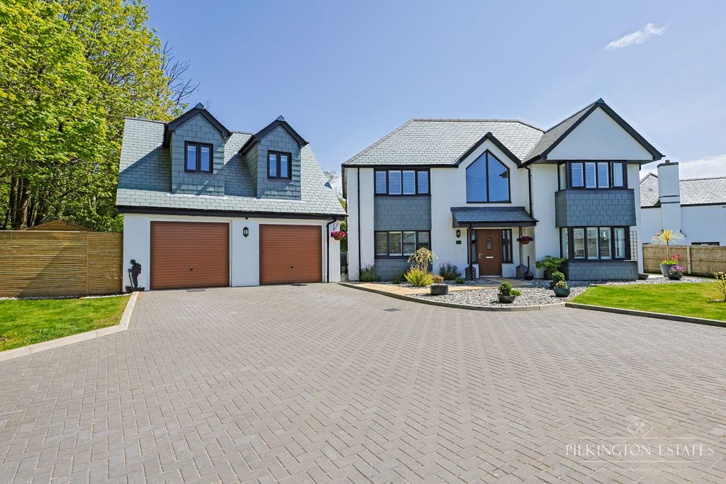 5 bed detached house for saleCrapstone, Yelverton, Devon PL20