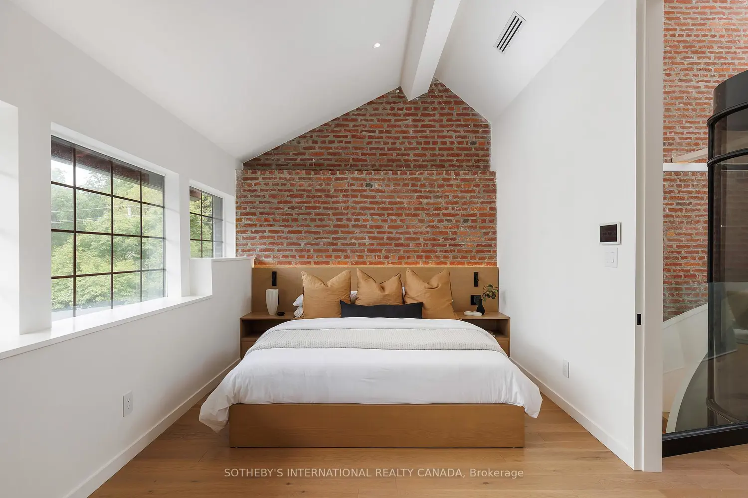 Additional image 13 of 1100 Lansdowne Avenue 339