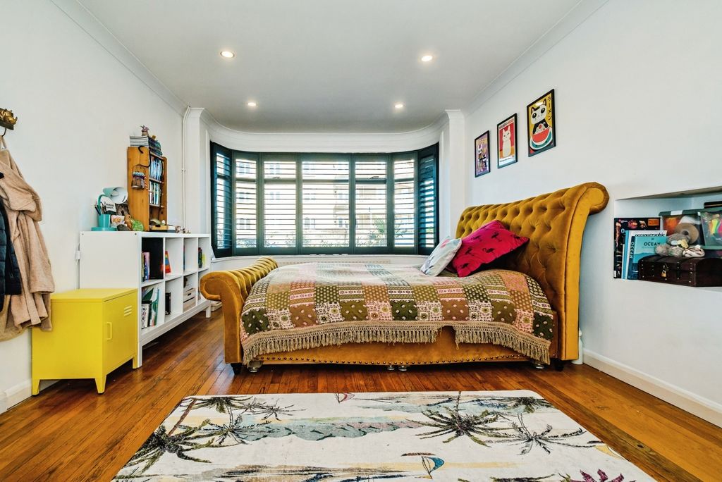 Additional image 24 of 5 bed detached house for saleAnscombe Road, Worthing, West Sussex BN11