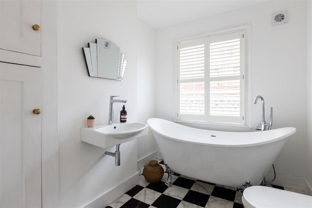 Additional image 20 of 5 bed town house for saleLiverpool Terrace, Worthing BN11