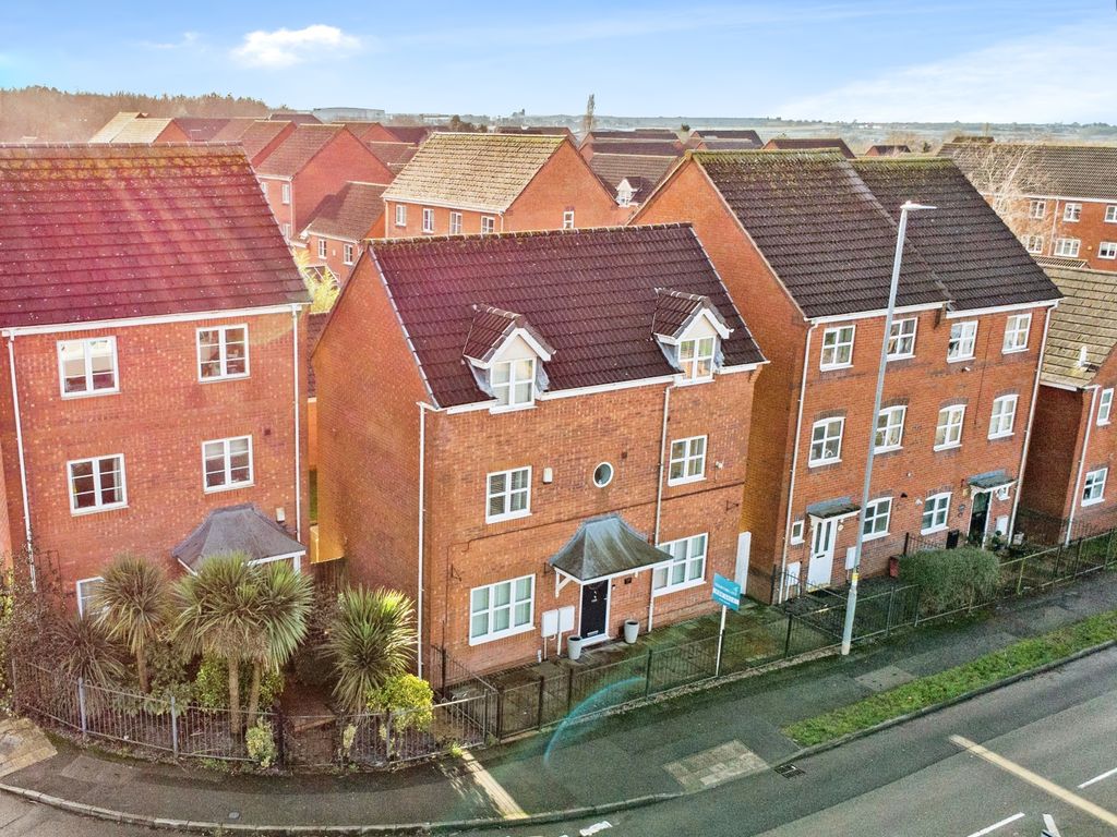 Additional image 4 of 4 bed detached house for saleWaterworks Road, Coalville, Leicestershire LE67