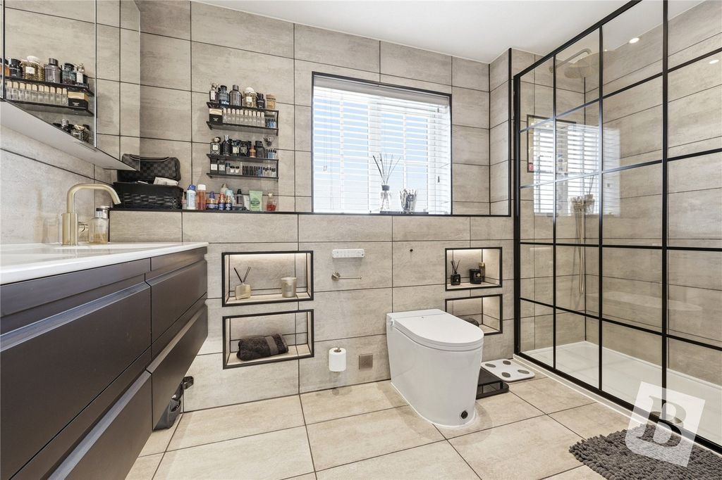 Additional image 14 of 5 bed detached house for saleAdams Croft, Witham, Essex CM8