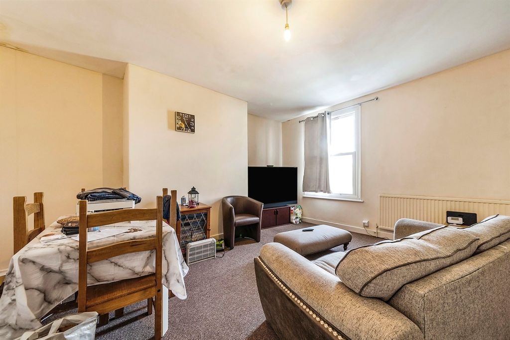Additional image 14 of 1 bed flat for saleWestgate, Grantham NG31