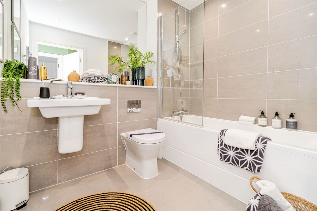 Additional image 10 of 1 bed flat for saleGranada House, Southampton SO14