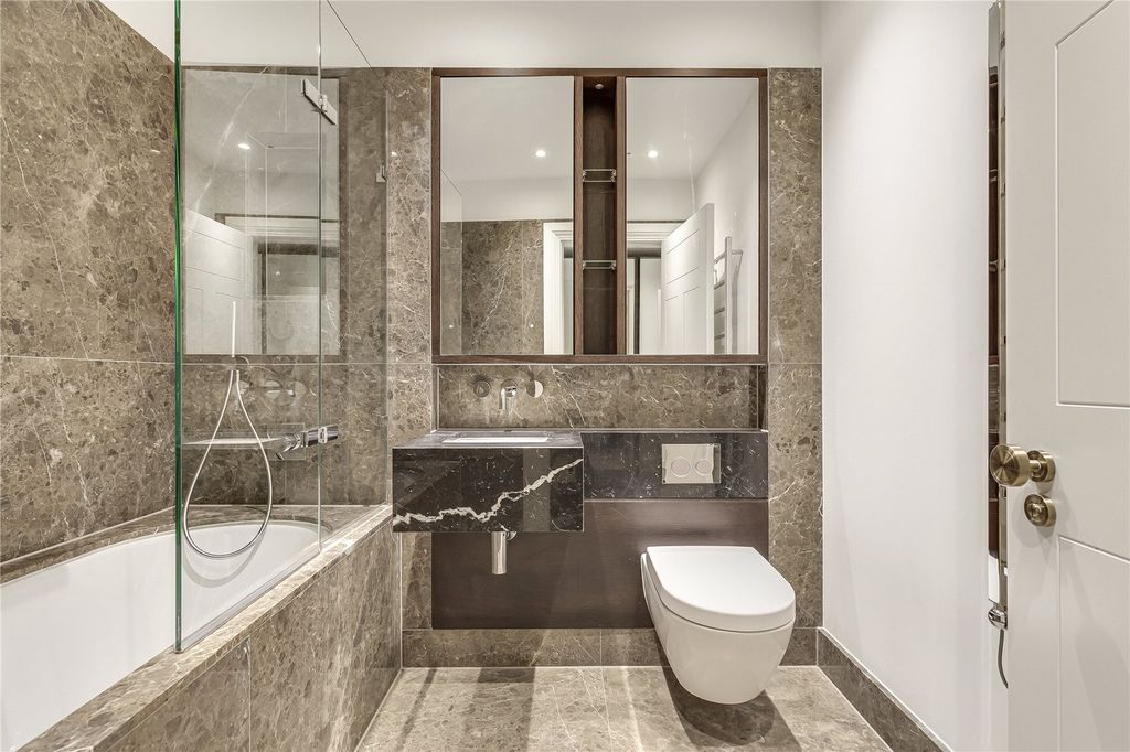 Additional image 8 of 2 bed flat for saleRichmond Hill, Richmond TW10