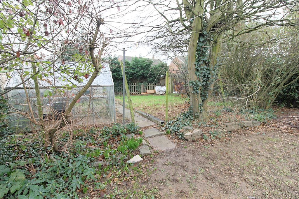 Additional image 17 of 4 bed semi-detached house for saleRosemead Drive, Oadby LE2