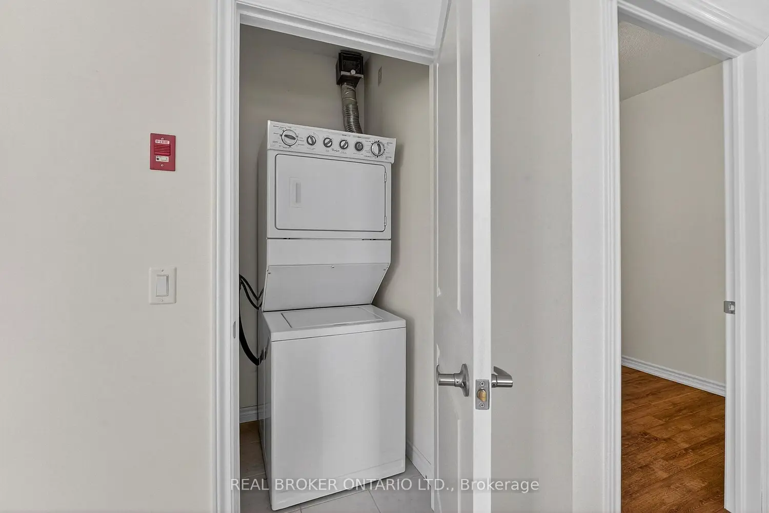 95 Wilson Street 102
