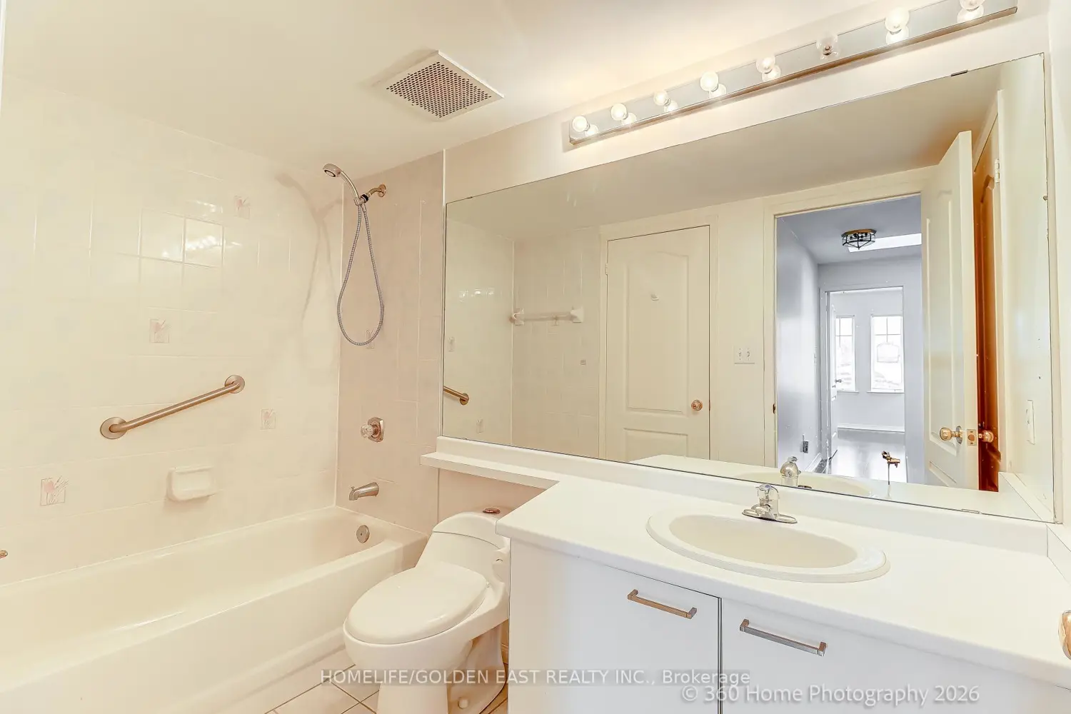 Additional image 16 of 108 Finch Avenue B30