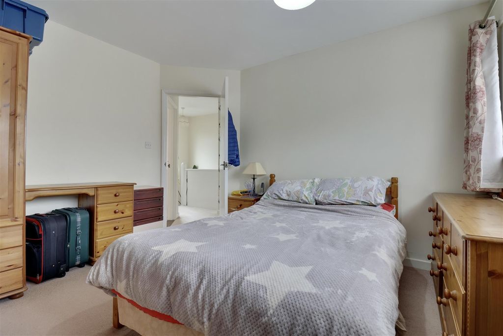 Additional image 7 of 3 bed semi-detached house for saleDeal Road, Portsmouth PO6