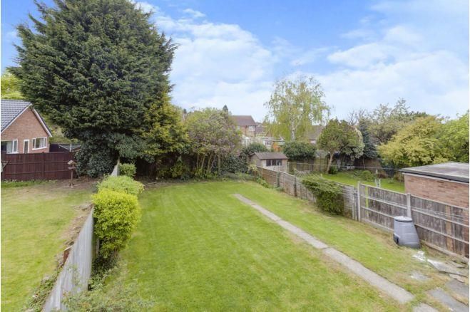 Additional image 4 of 3 bed semi-detached house for saleRosemead Drive, Oadby, Leicester LE2