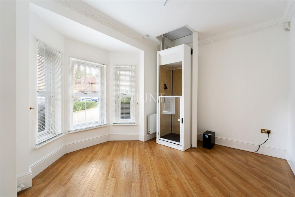 Additional image 9 of 6 bed detached house for saleRegents Drive, Repton Park, Woodford Green, Essex IG8