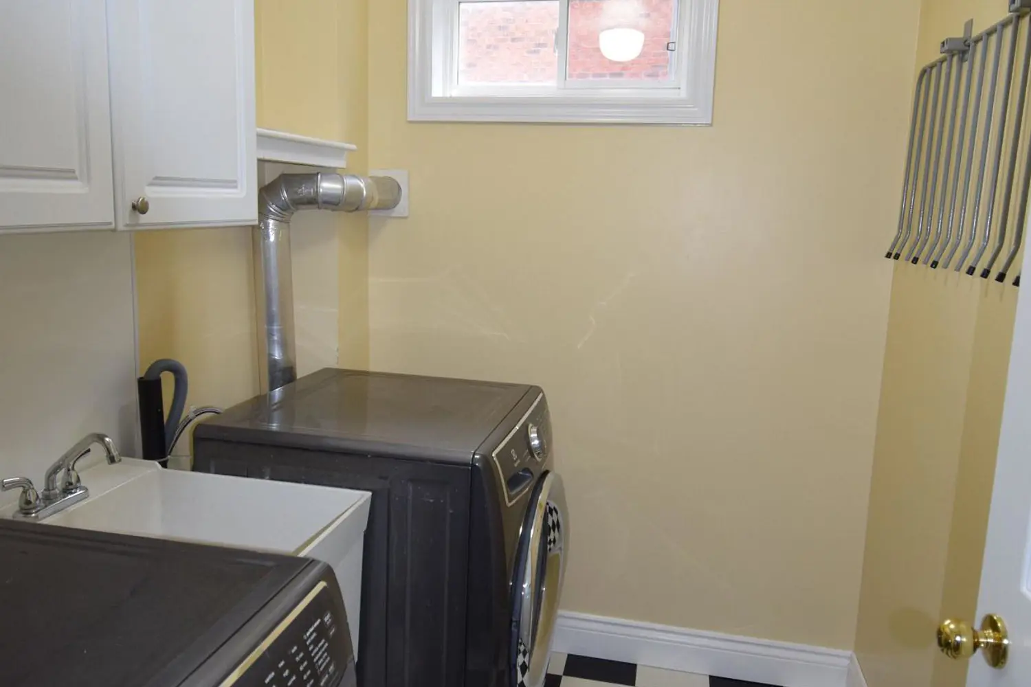 Additional image 12 of 1830 Stratton Avenue