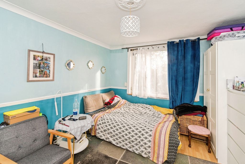 Additional image 5 of 3 bed semi-detached house for saleHarefield Road, Southampton, Hampshire SO17