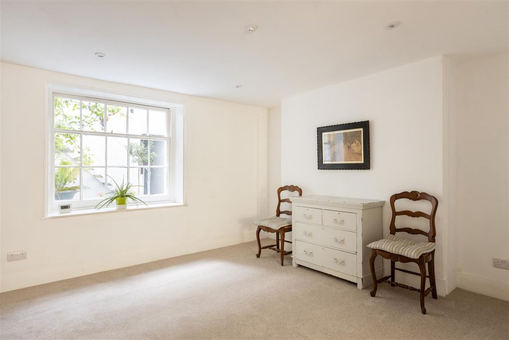 Additional image 30 of 5 bed town house for saleLiverpool Terrace, Worthing BN11