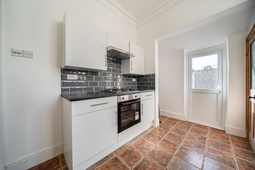 Additional image 7 of 3 bed terraced house for saleHenley Road, Southsea PO4