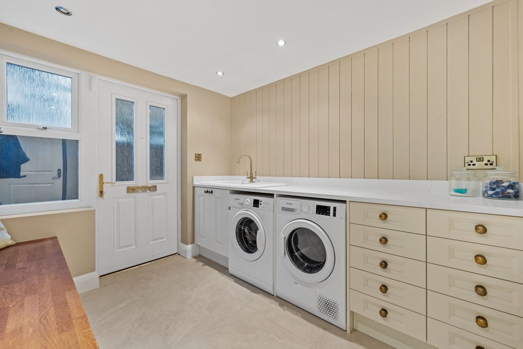 Additional image 10 of 5 bed detached house for saleHolly Road North, Wilmslow, Cheshire SK9