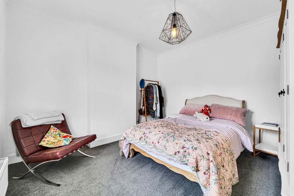 Additional image 7 of 3 bed detached house for saleWarwick Road, Ashford TW15