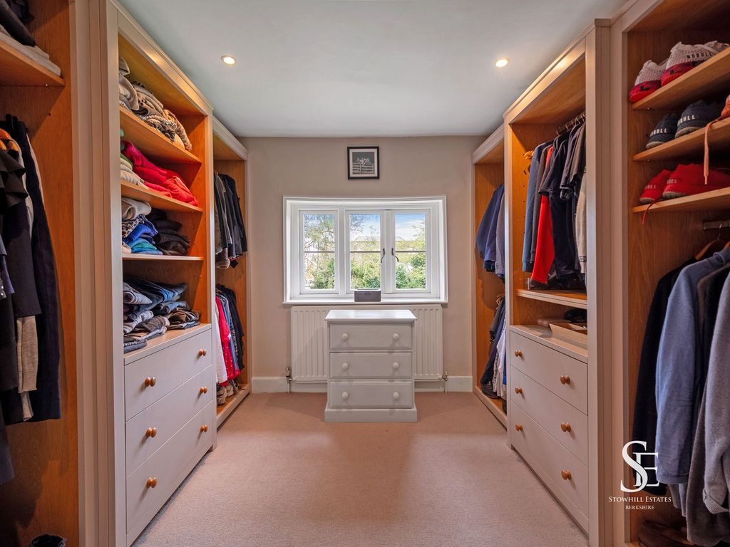 Additional image 28 of 6 bed detached house for saleEasthampstead Road, Wokingham RG40