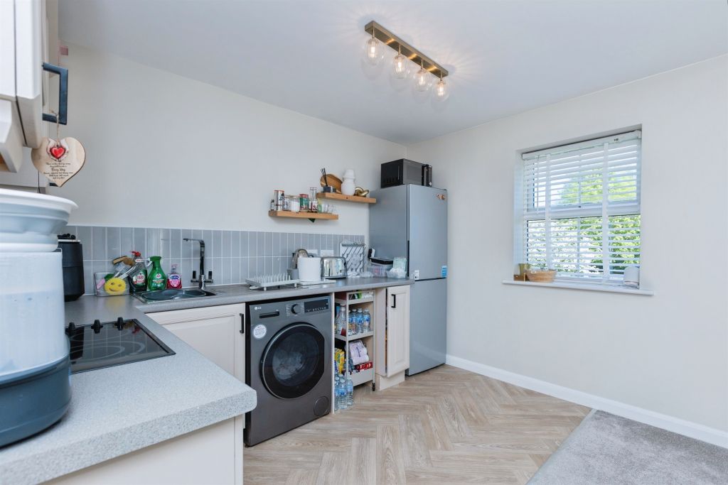 Additional image 7 of 2 bed flat for saleLoughland Close, Blaby, Leicester LE8