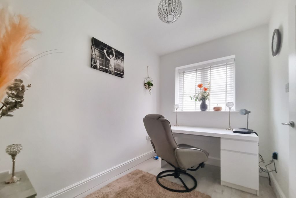 Additional image 6 of 5 bed end terrace house for saleCopnor, Portsmouth PO2