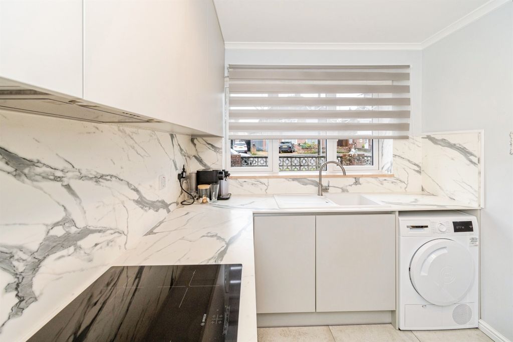 Additional image 8 of 4 bed terraced house for saleBrook Valley, Southampton SO16