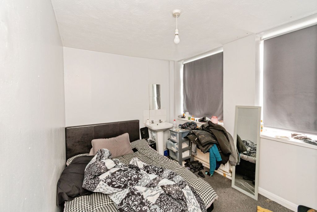 Additional image 13 of 5 bed detached house for saleHolt Road, Southampton, Hampshire SO15