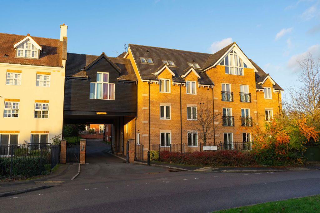 Additional image 2 of 2 bed flat for saleHermitage Court, Oadby LE2