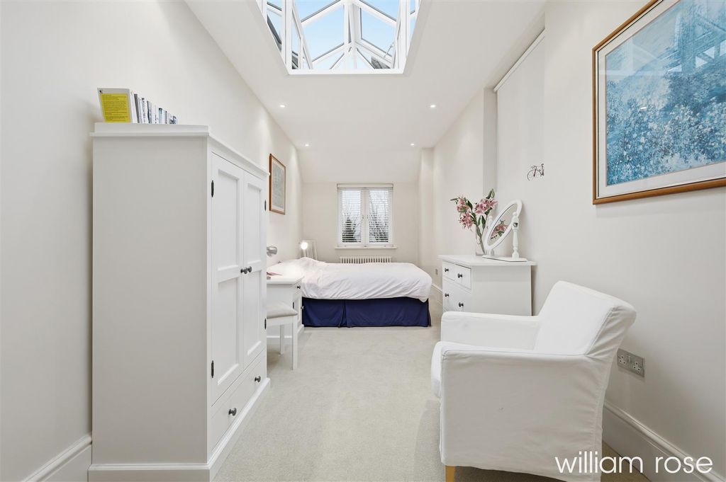 Additional image 22 of 7 bed semi-detached house for saleBroomhill Road, Woodford Green IG8