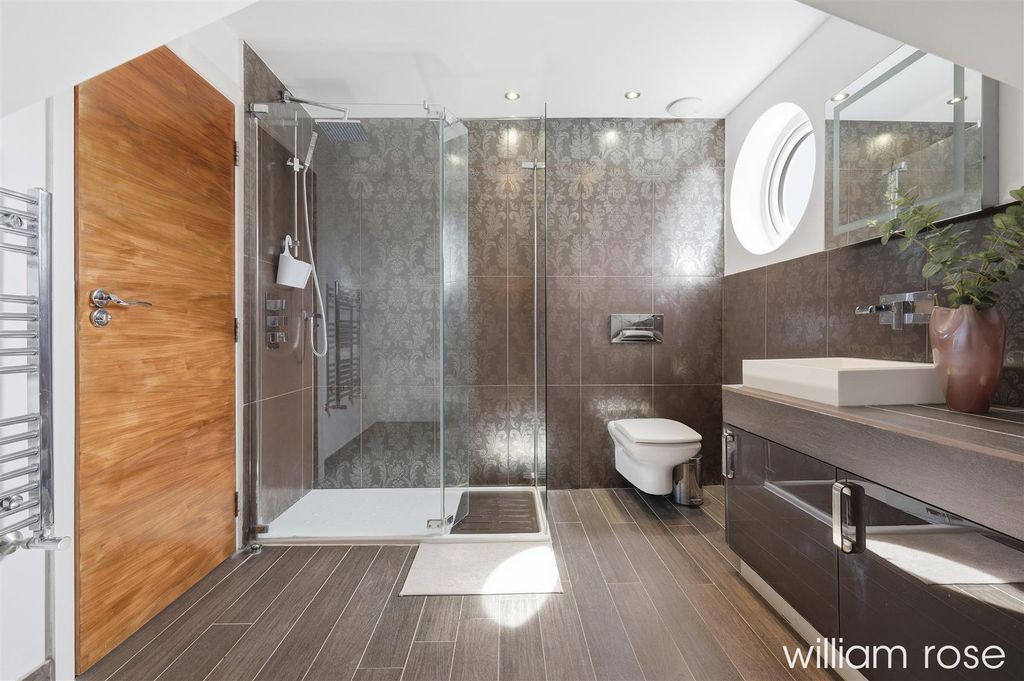 Additional image 29 of 5 bed detached house for saleMonkhams Lane, Woodford Green IG8