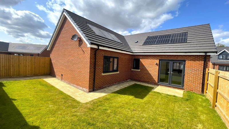 Additional image 4 of 2 bed detached bungalow for saleHotchkin Gardens, Woodhall Spa LN10