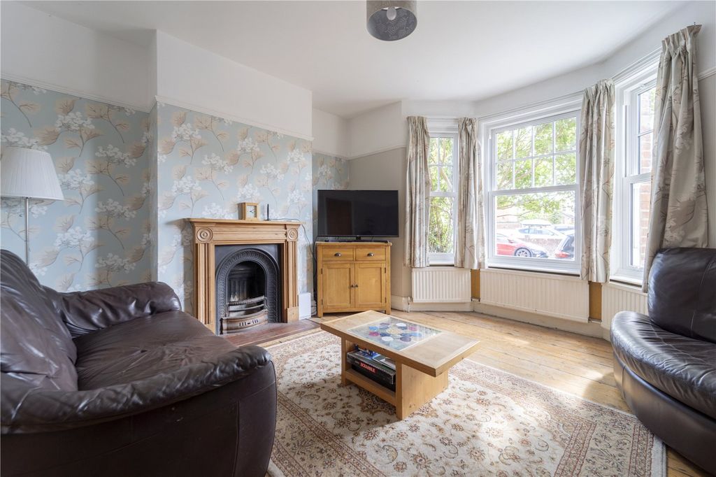 Additional image 4 of 5 bed semi-detached house for saleCharlton Road, Southampton, Hampshire SO15