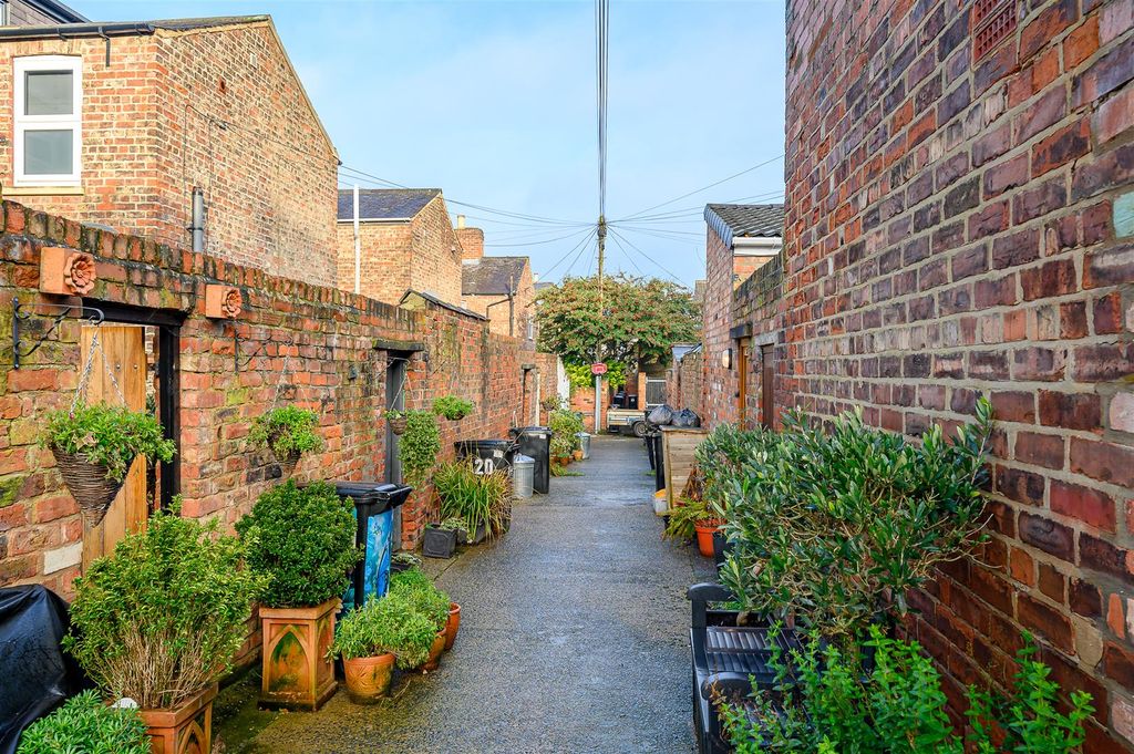 Additional image 19 of 2 bed terraced house for saleScott Street, Bishopthorpe Road, York YO23