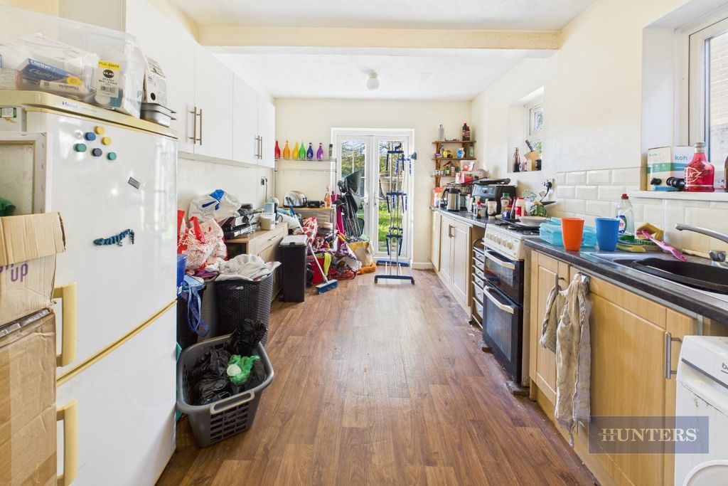 Additional image 4 of 4 bed terraced house for saleStafford Road, Southampton SO15