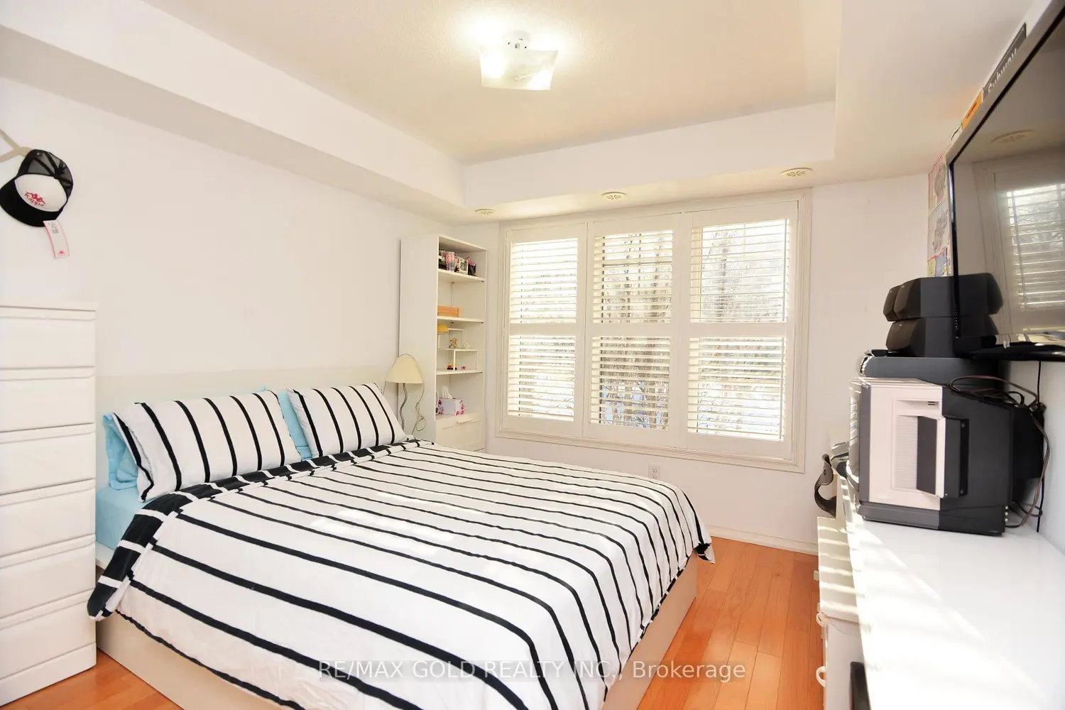 Additional image 13 of 671 Warden Avenue 26
