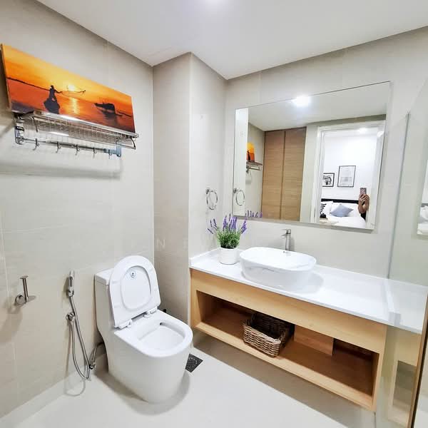 Additional image 4 of Near Bedok south MRT Master rom for rent