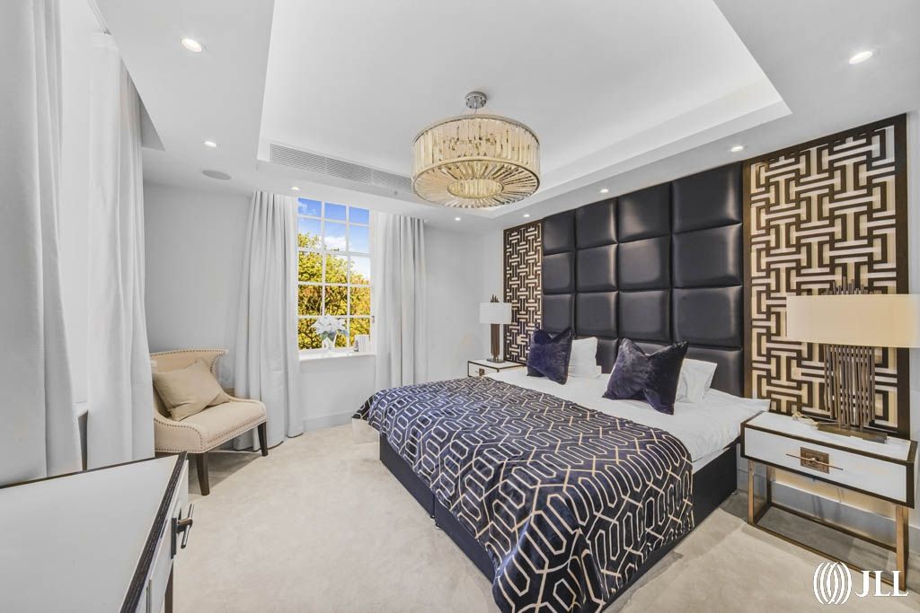 Additional image 10 of 3 bed flat for saleRichmond Hill, Richmond TW10
